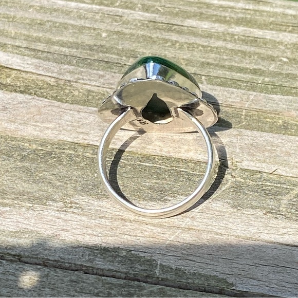 Large genuine Malachite ring .925 Sterling Silver size 7.5 - Picture 9 of 15